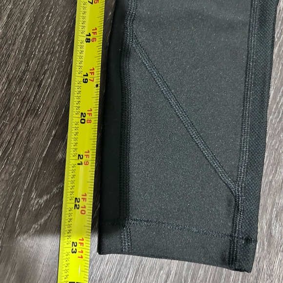 NWT Under Armor Active Pants Size S - Picture 5 of 6